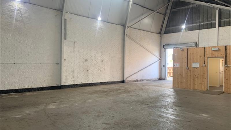 Industrial Unit in Whitburn To Let