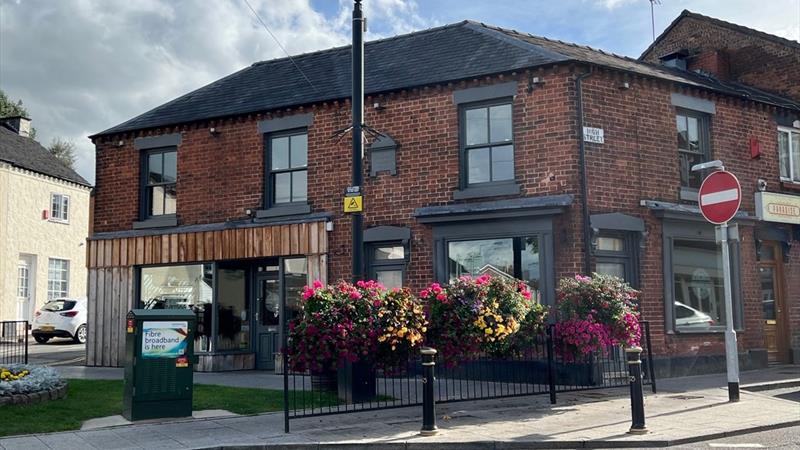 Bar/Restaurant To Let/For Sale in Stoke-in-Trent