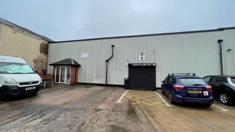 Industrial Unit With Secure Yard