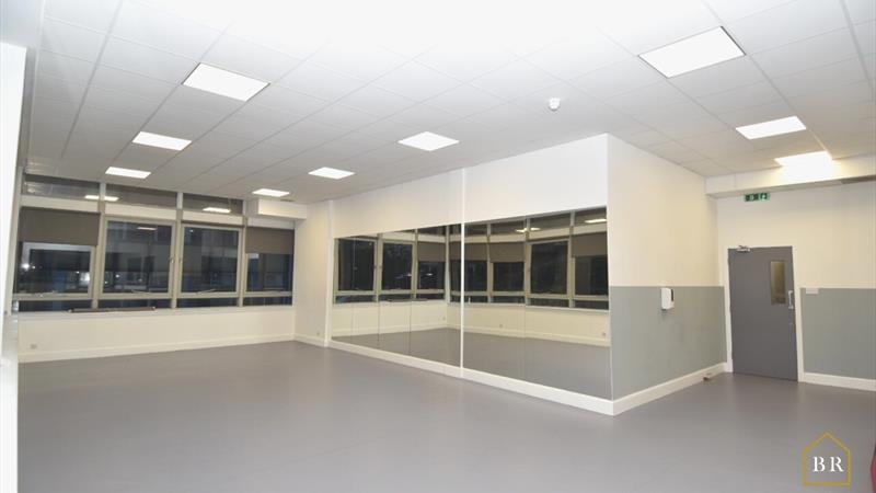 Greenock Town Centre Leisure Facility To Let