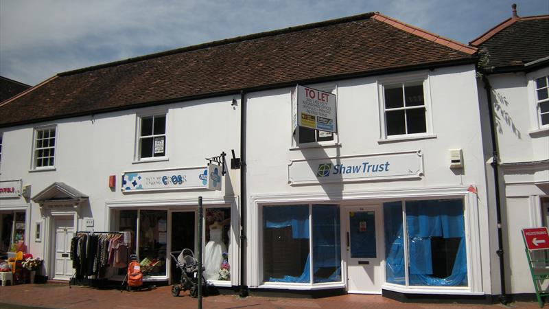 Retail Unit To Let in Egham