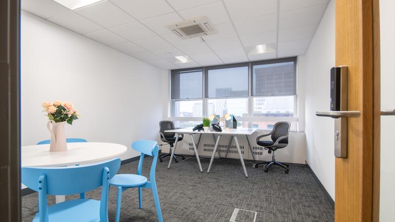 Flexible Modern Offices / Workspaces To Let in Cardiff