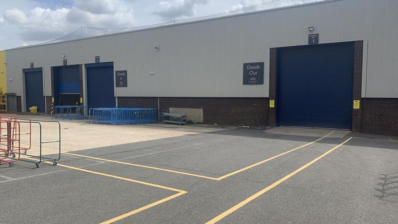 Industrial Units With Secure Rear Yard