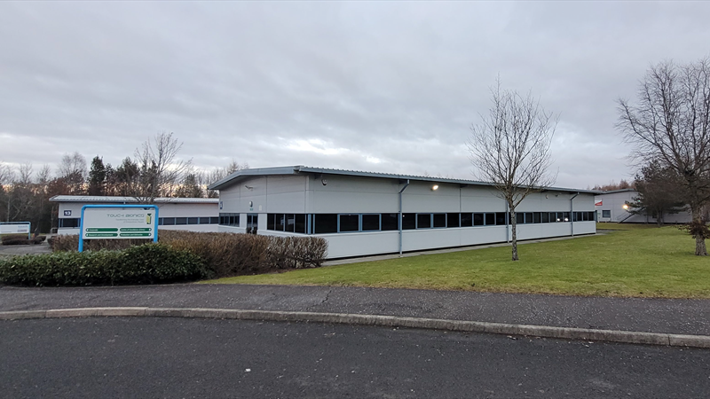 Office/Light Industrial property To Let in Livingston