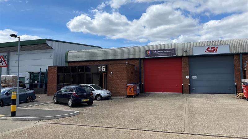Industrial/Trade Counter Unit To Let in Enfield