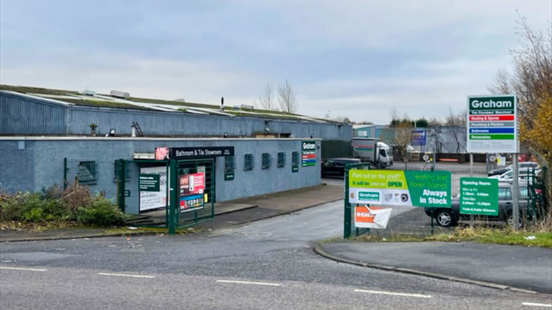 Self Contained Warehouse / Trade Premises