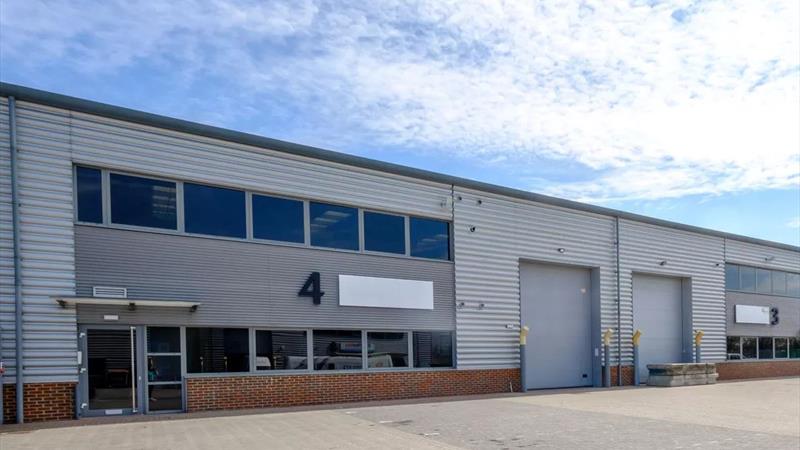 Mid Terrace Warehouse With Allocated Parking