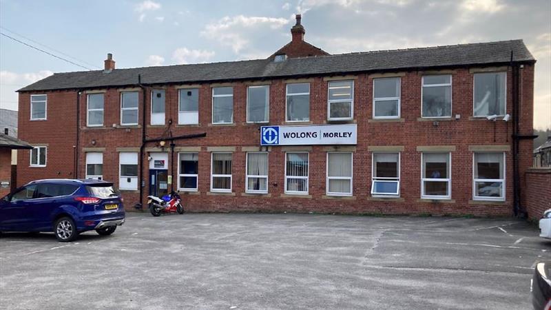 Industrial Compex With Offices For Sale in Leeds