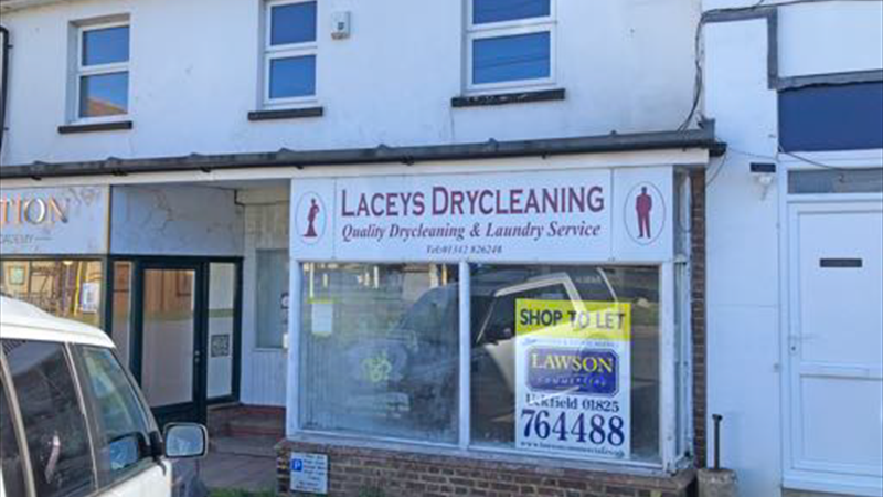 Shop To Let in Forest Row