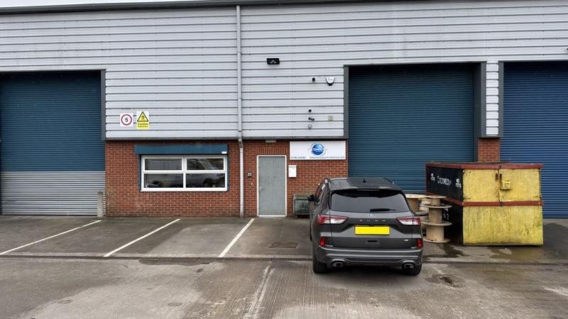 Warehouse To For Sale in Rochdale