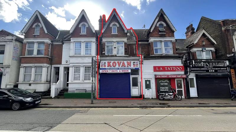 Retail & Residential Investment For Sale in Chatham