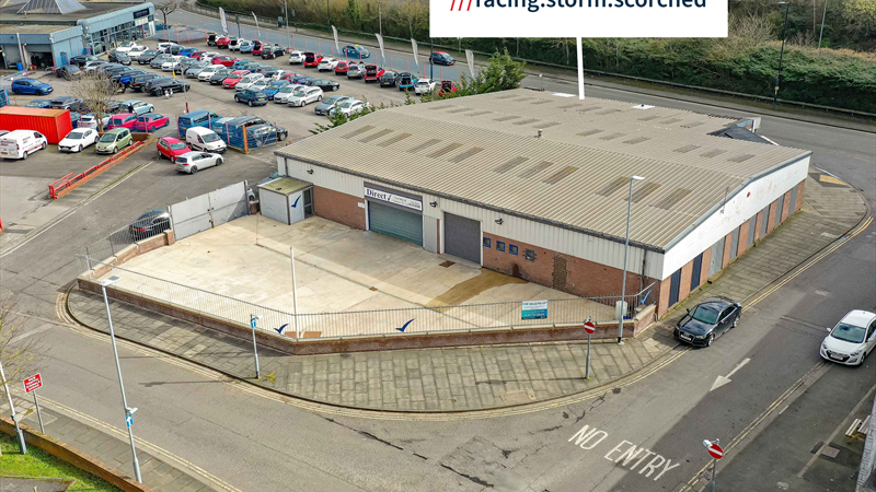 Showroom / Trade Counter / Warehouse Unit To Let in Stockton-on-Tees