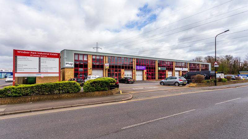 Industrial Unit To Let in Wimbledon