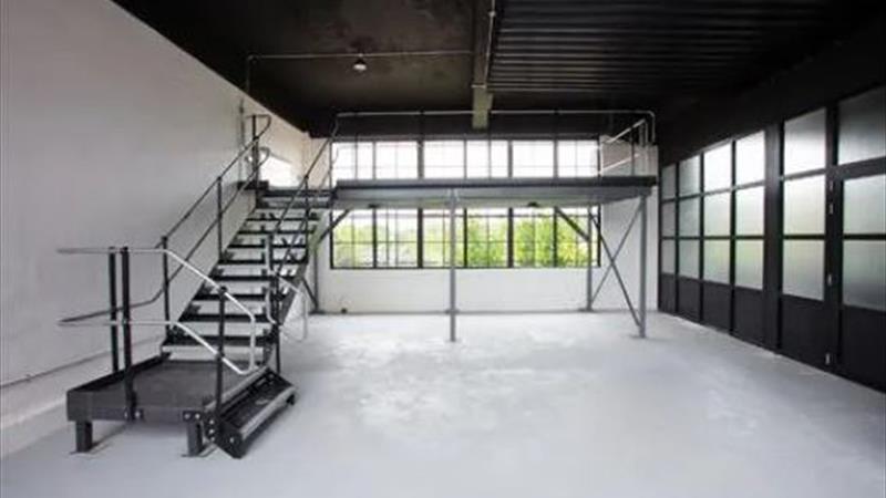 Office / Studio / Workspace To Let in Acton