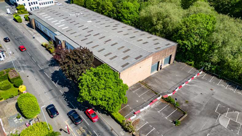 Warehouse To Let in Horsforth