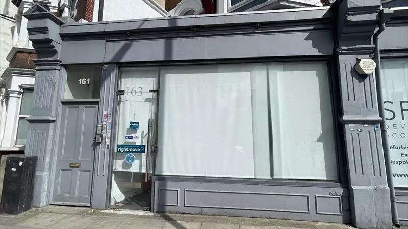 Retail Unit With Class E Use To Let in Wandsworth