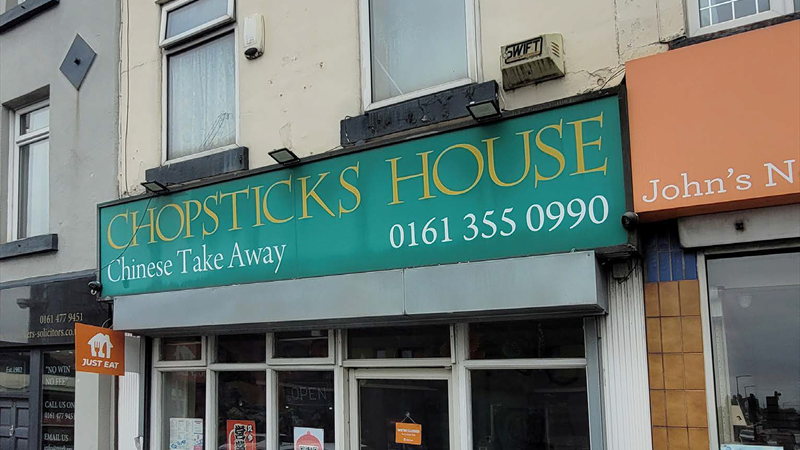 Takeaway With Flat Above To Let in Stockport