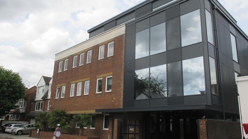 Office To Let in Finchley