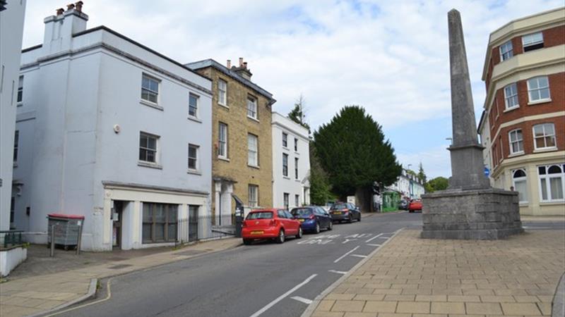 City Centre Office Building For Sale/To Let in Winchester
