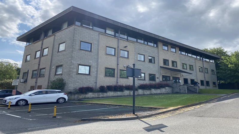 Office Building For Sale in Stirling