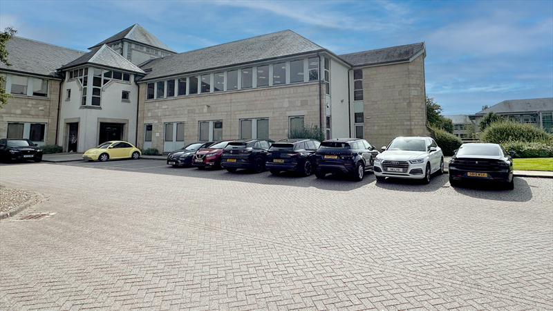 Open Plan Offices To Let in Stirling