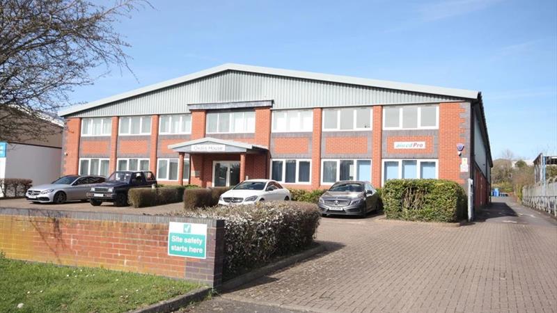 Ground & First Floor Offices To Let in Stratford- Upon-Avon