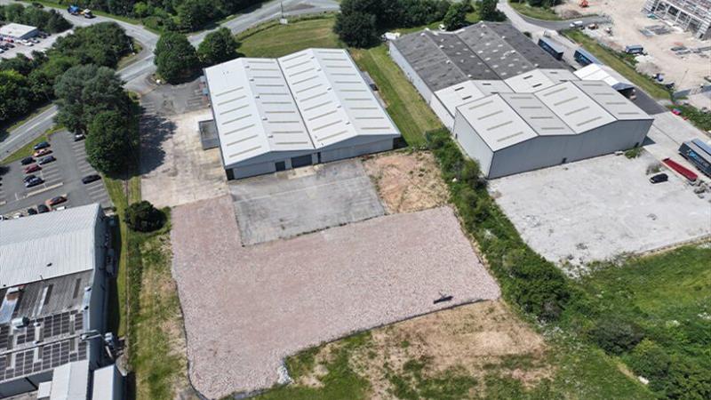 Warehouse With Large Yard Area
