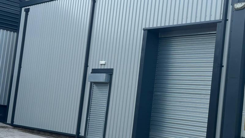Warehouse To Let in Failsworth