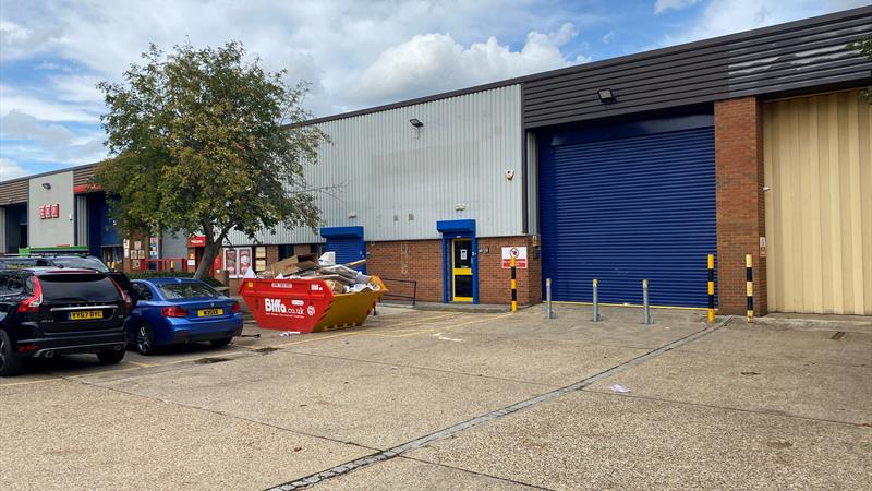 Trade Counter / Warehouse Unit to Let