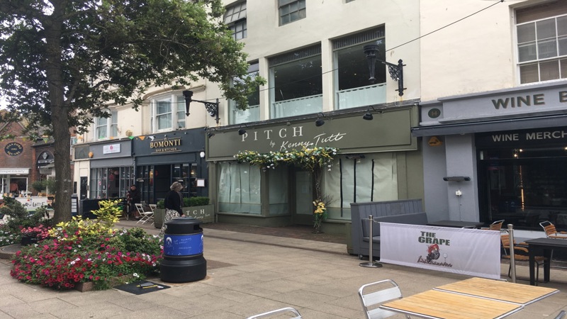 restaurant to let / may sell Worthing