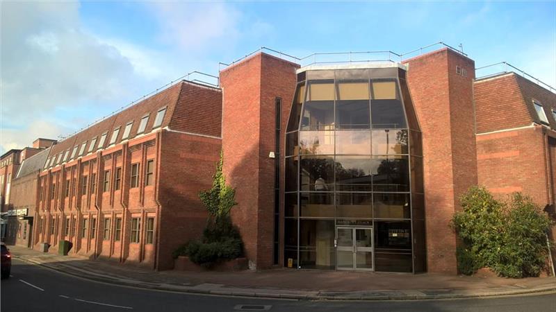 office to let Reigate