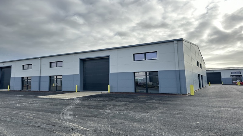 warehouse to let Hailsham