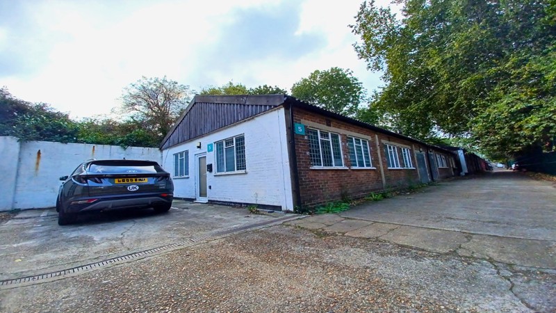 workshop to let London