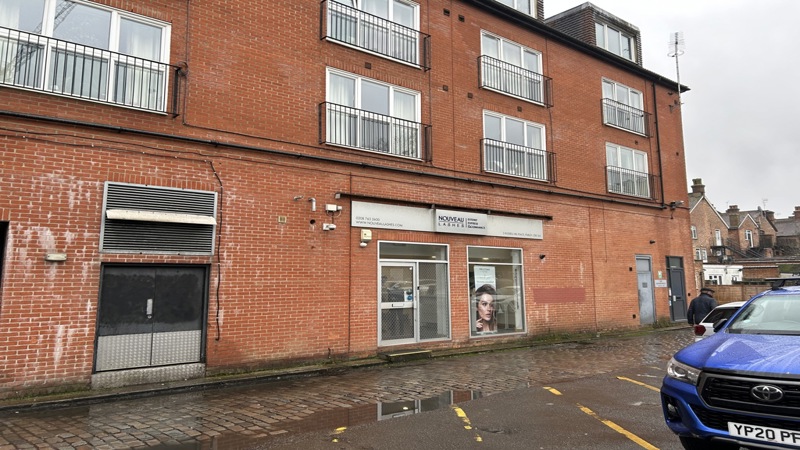 office to let Purley