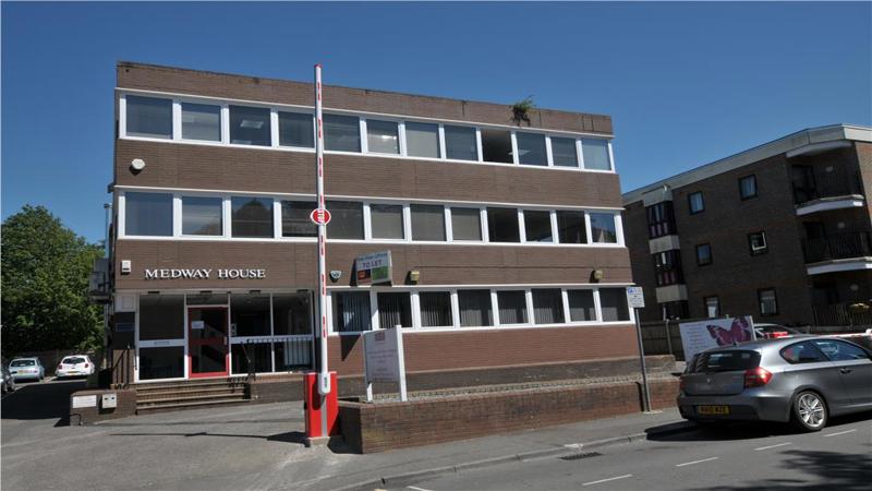office to let East Grinstead