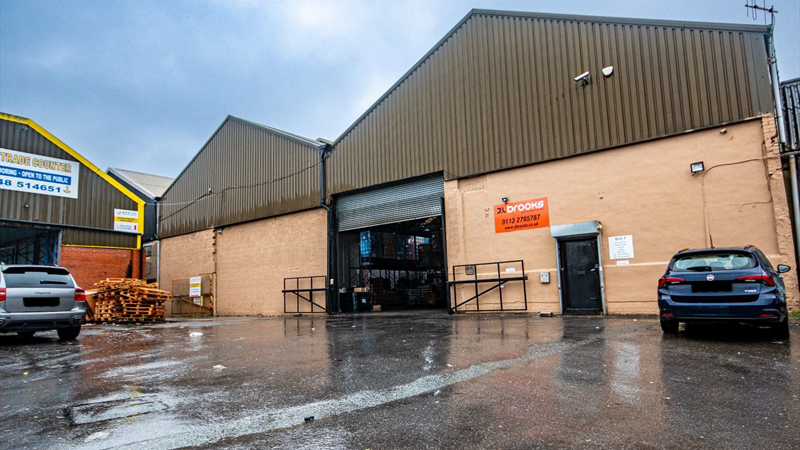 Substantial Industrial Unit For Sale in Leeds