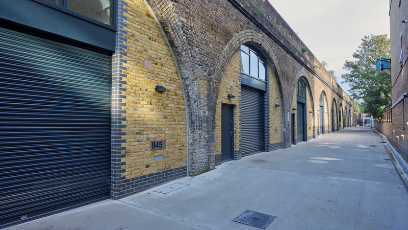 Industrial Arches To Let in Southwark