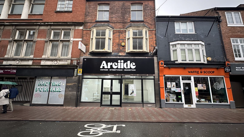 Substantial City Centre Retail Unit To Let/May Sell in Leicester