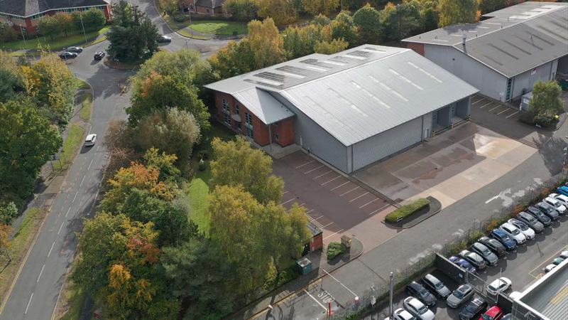 Modern Warehouse To Let in Warrington
