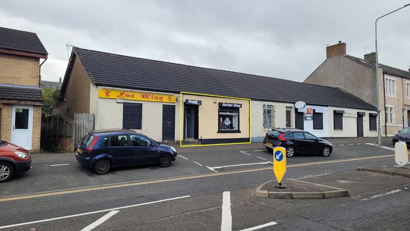 Retail / Office Premises To Let in Armadale