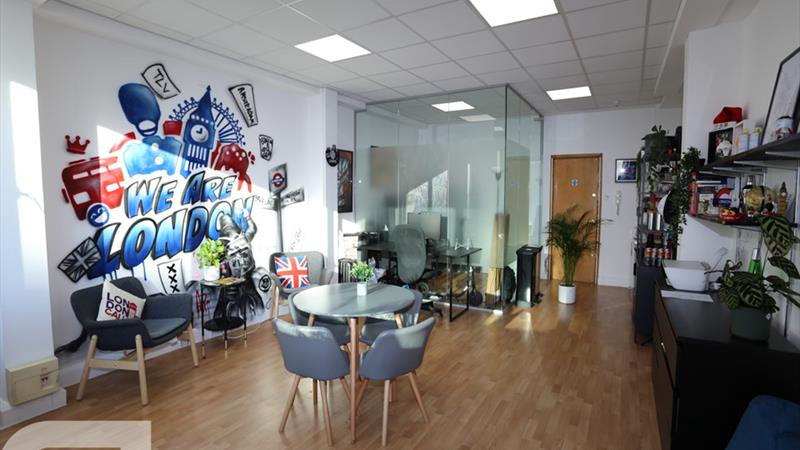 2nd Floor Office To Let in City of London