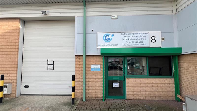 Modern Warehouse Unit To Let in Salford