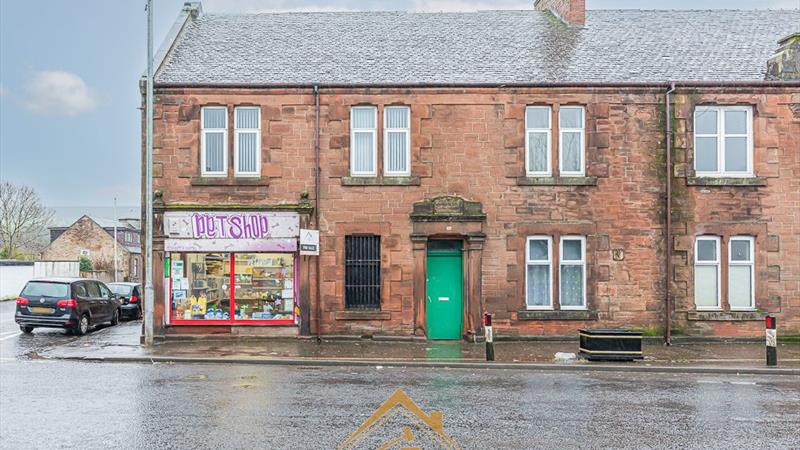 Commercial Investment Opportunity For Sale in Darvel