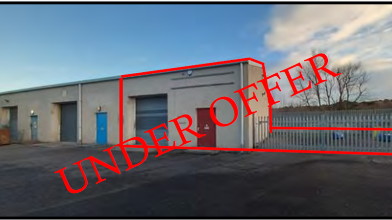 Industrial Unit With Side Yard To Let in Elgin