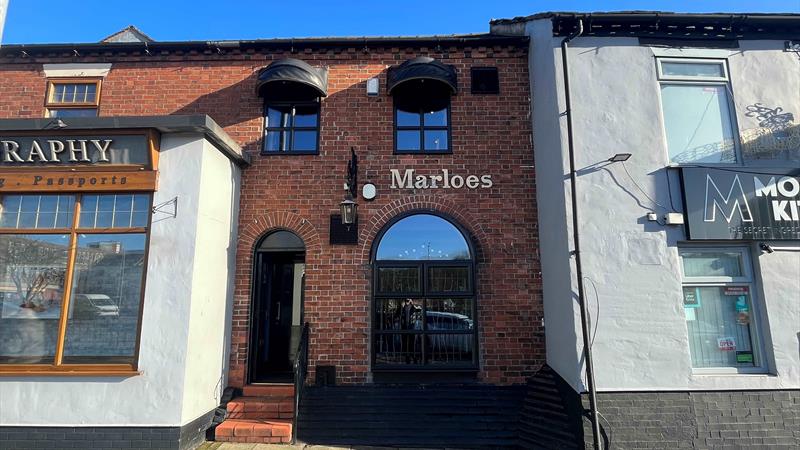 Prominent Restaurant For Sale in Newcastle Under Lyme