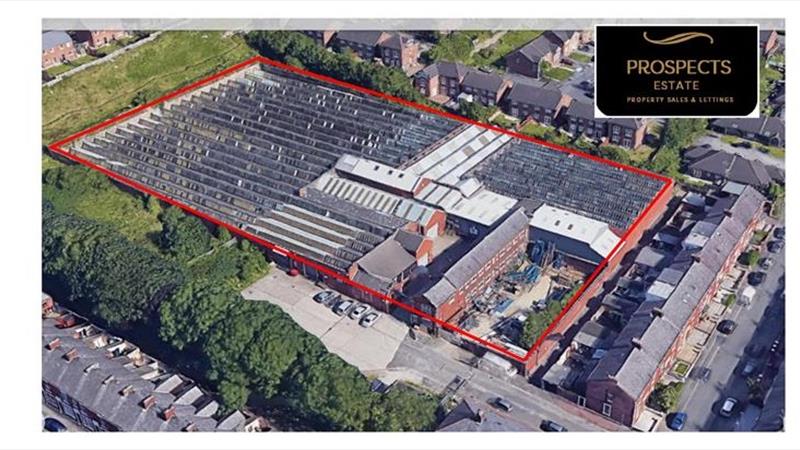Industrial Business Units with Yardage & Parking