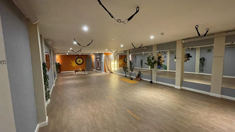 Class ‘E’ / Dance / Fitness Studio For Sale/To Let in Warlingham