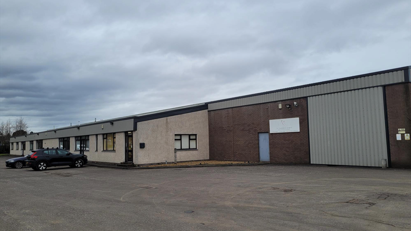 Industrial Unit With Offices & Secure Yard