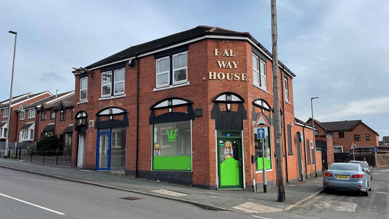 Two Retail / Office Units To Let in Longton
