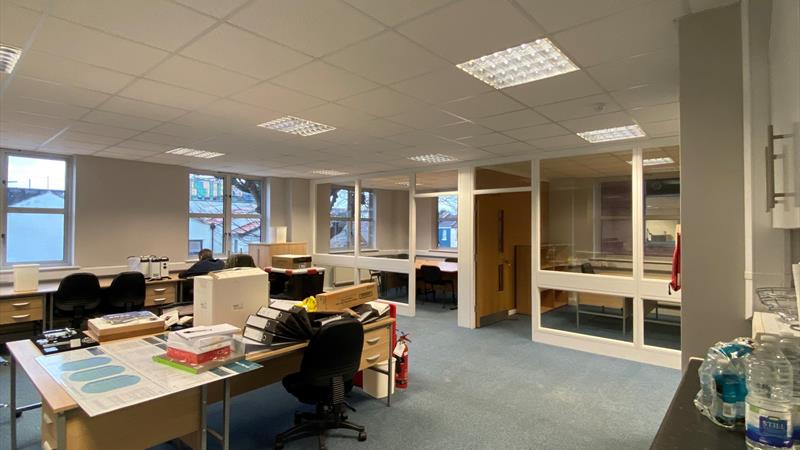 1st Floor Office Suite To Let in Bristol